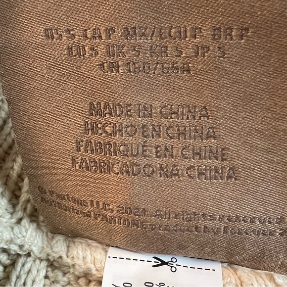 Women’s Forever 21 X Pantone 2pc Set Cable Knit Sweater Leggings Cardigan - Picture 8 of 15